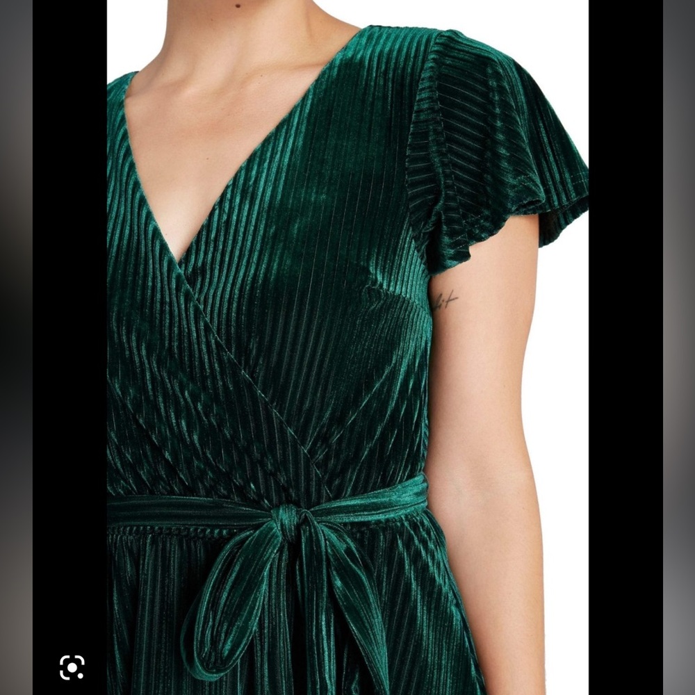 ModCloth Faux Wrap Green Velvet Midi Dress